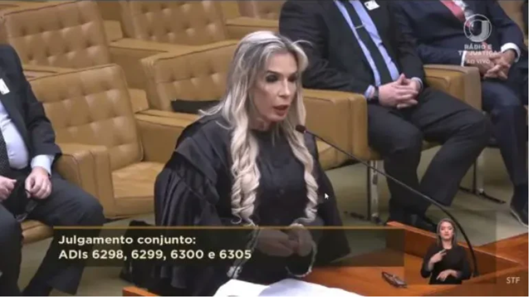 Advogada do CV é recebida por comissão presidida por petista Advogada do CV é recebida por comissão presidida por petista