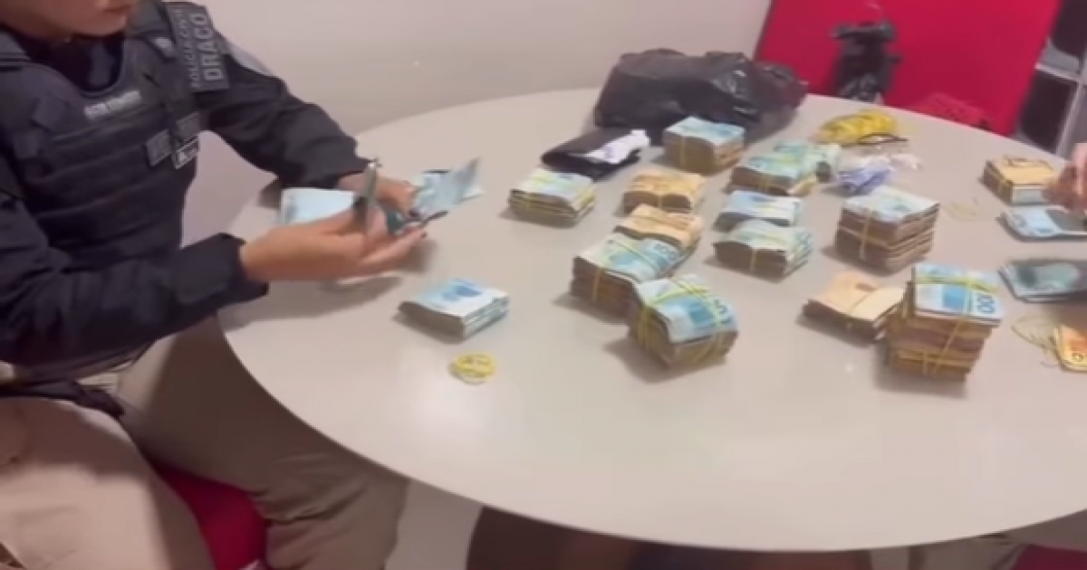 Vereador de Ubaitaba é preso com R$ 130 mil em operação contra organização criminosa  Notícias Católicas