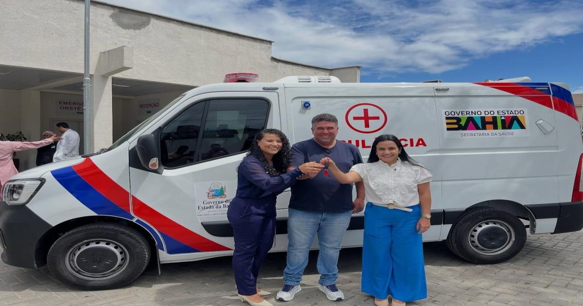Nova ambulância é entregue ao HGI com apoio do Deputado Patrick Lopes  Notícias Católicas