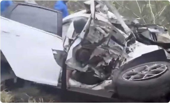 Duas mulheres morrem em grave acidente na BR-116 entre Manoel Vitorino e Jequié Duas mulheres morrem em grave acidente na BR-116 entre Manoel Vitorino e Jequié