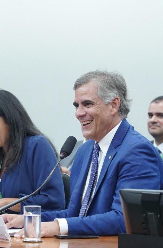 Leur Lomanto Jr. aprova na CCJ projeto que prevê mais segurança para pedestres e ciclistas em novos bairros