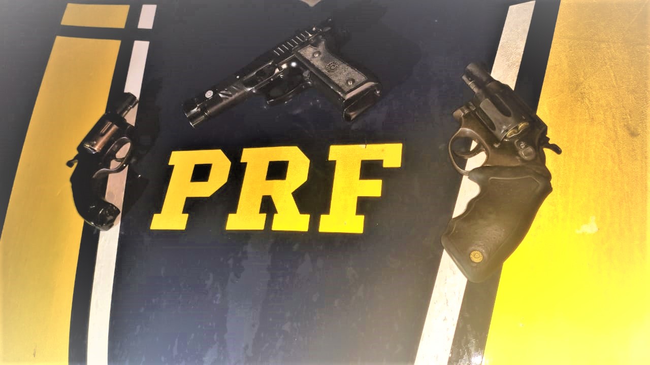 Dois assaltantes morreram em confronto com a PRF