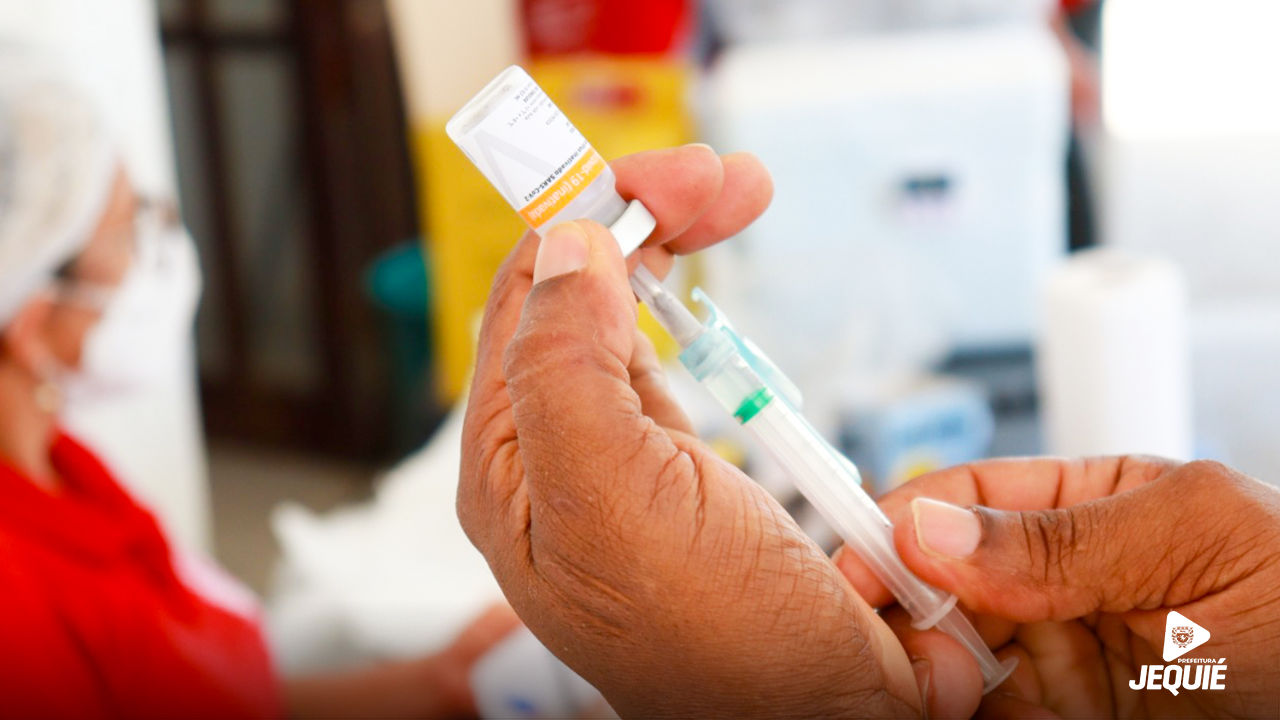 Prefeitura de Jequié atualiza calendário de vacinação e idosos a partir de 72 anos poderão ser vacinados nesta terça-feira