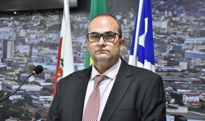 Hassan assume a Prefeitura de Jequié pela terceira vez esse ano Hassan assume a Prefeitura de Jequié pela terceira vez esse ano